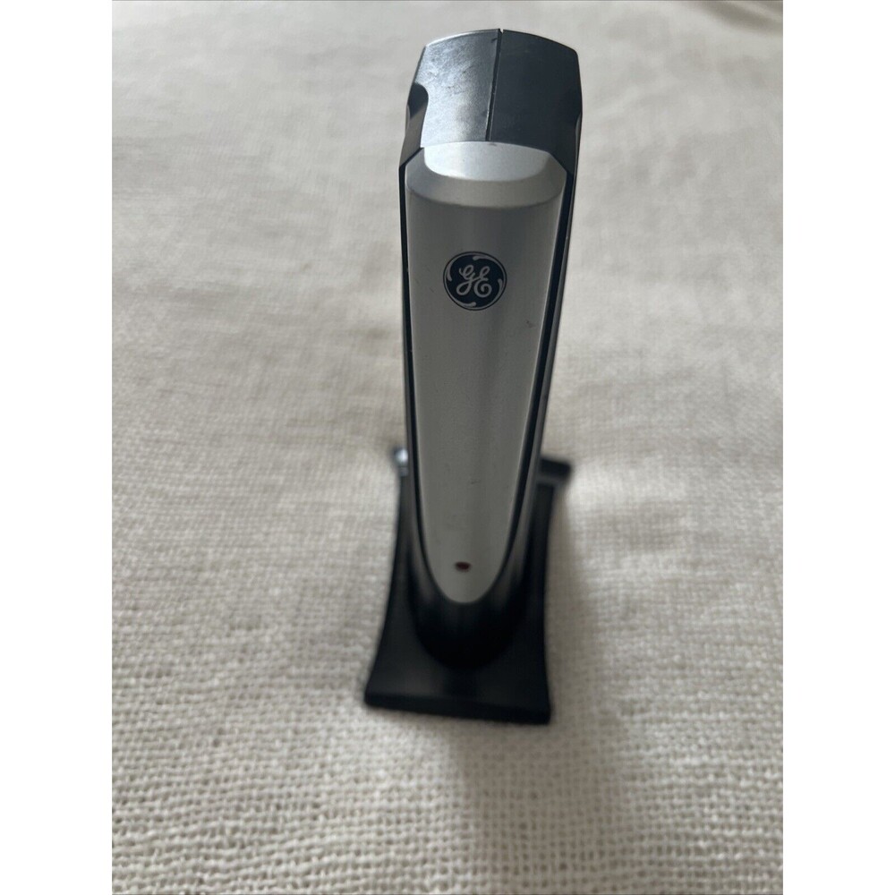 GE Audio Video S-Video Converter RF Modulator Power Supply 37632 +A/V Cable